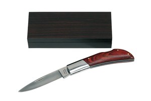 Wooden jackknife "Survivor"