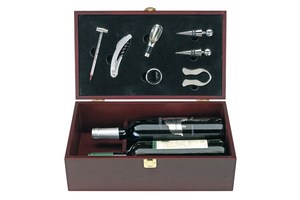 7 piece wine set &quot;Burgundy&quot; in wooden box, for 2 bottles