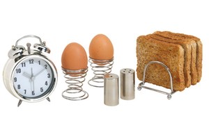 Breakfast set "Good morning" with 2 egg holders, salt & pepper mill, toast holder and alarm clock, packed in a gift box