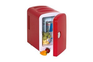 Mini cooler / warmer box "Hot and Cool", 12V cigarette lighter and 230V main connection