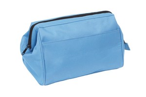 Vanity case "Daybreak": main compartment is tightened with a metal holder and zip