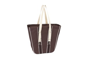 Shopper "Vario", shoulder strap is adjustable thanks to a carabiner hook on the sides