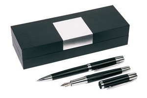 Set "Manzoni" with ballpen and fountain pen packed in a rectangular box with aluminium plate