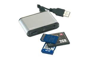 Multi card reader "35in1" in aluminium case